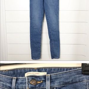 Levi’s 721 High Rise Skinny Jeans